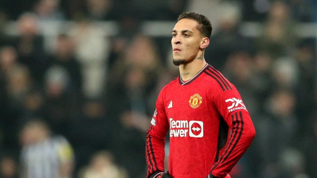Manchester United Siap Jual Antony, Bakal Dibeli Atletico Madrid?