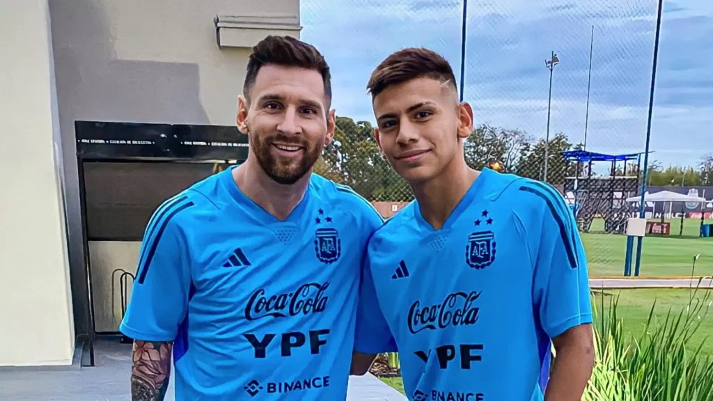 Real Madrid Kunci Transfer 'Phil Foden nya Argentina': Claudio Echeverri, Proyek Galáctico Baru di Bernabéu