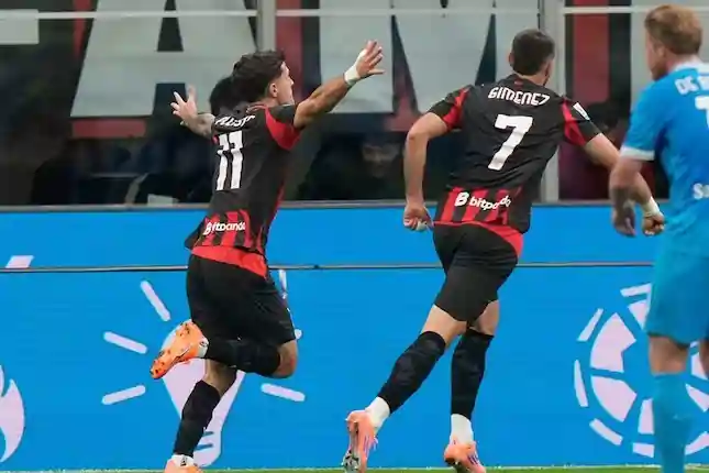 Christian Pulisic (kiri)
