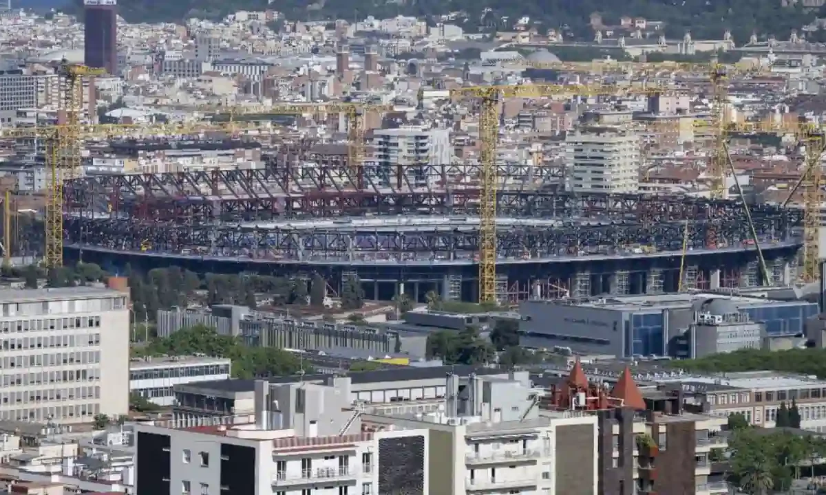 Pemandangan umum (general view) lokasi pembangunan Stadion Camp Nou di Barcelona